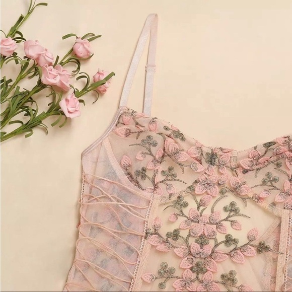 Floral Embroidered Lace Bodysuit - Blush - Picture 6 of 11